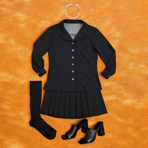 Vintage 1970s Womens Gothic Button Up Shirt Jacket Shacket